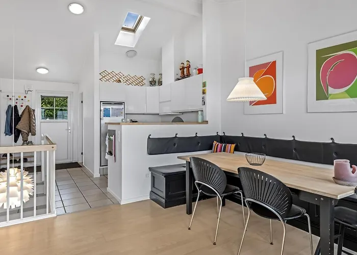 Appartement Albine - 500m From The Sea By Interhome